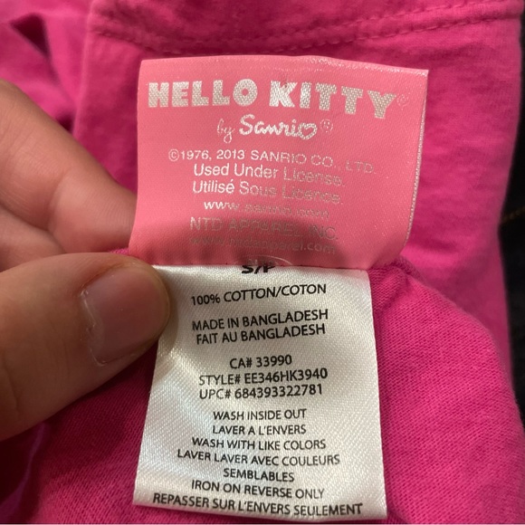 Hello Kitty Pink Tee - Picture 4 of 5